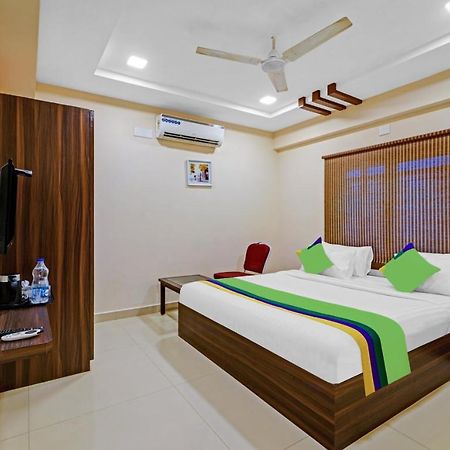 Treebo Trend Aadvik Sai Residency Chennai Exterior foto